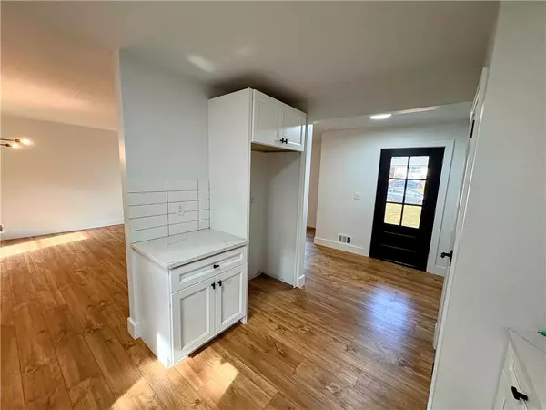 Riverdale, GA 30274,9148 HOMEWOOD DR