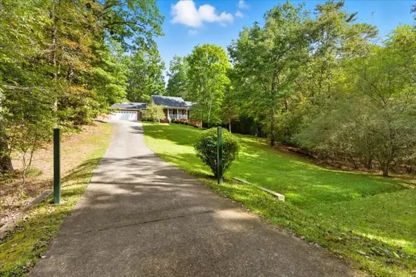 Cartersville, GA 30120,16 Webb DR SW