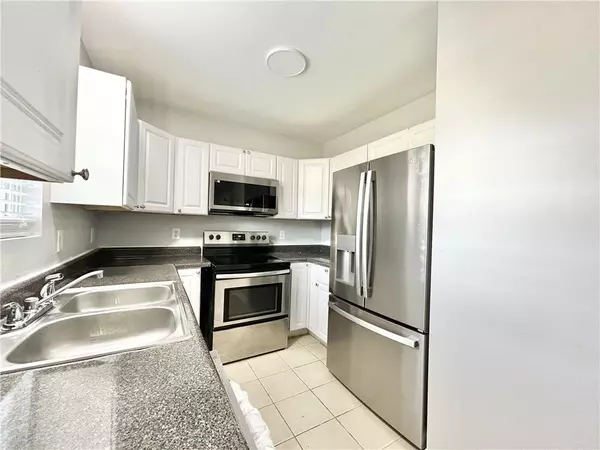 Monroe, GA 30655,1046 Wheel House LN #B