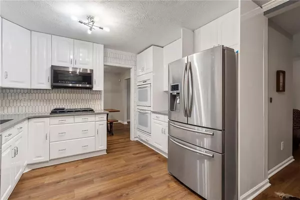 Peachtree Corners, GA 30092,6027 PEACHMONT TER