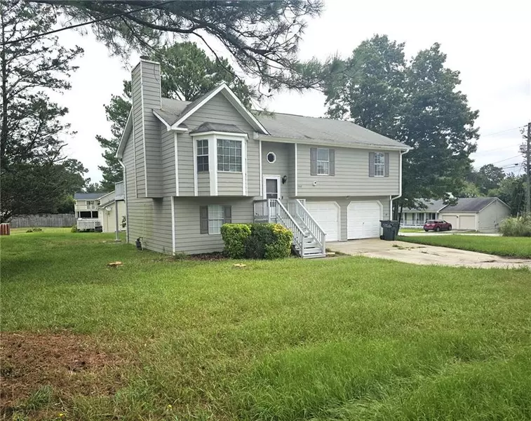 2868 Rocky Pointe WAY, Snellville, GA 30078