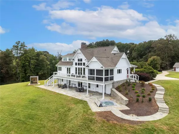Clarkesville, GA 30523,715 Ridge RD
