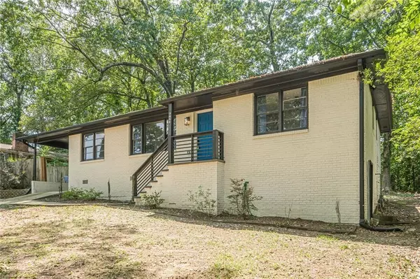 Atlanta, GA 30331,3833 BAKERS FERRY RD SW
