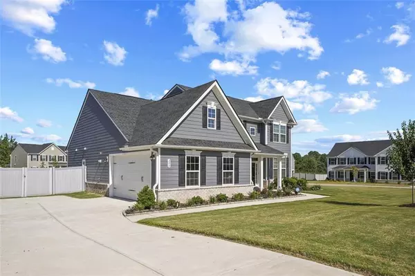 200 Marchmont DR, Locust Grove, GA 30248