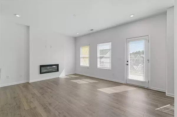 Austell, GA 30168,1182 PARK CENTER CIR