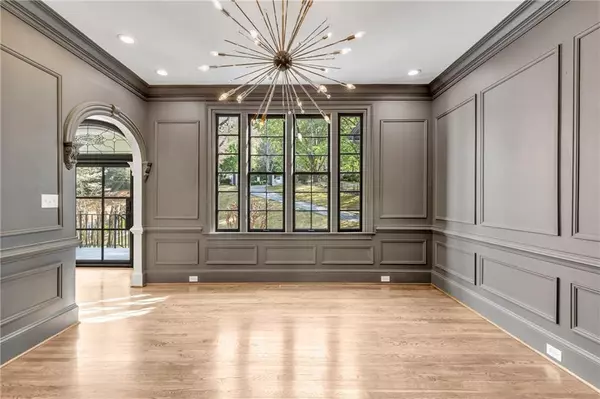 Atlanta, GA 30327,5390 Harrowood LN