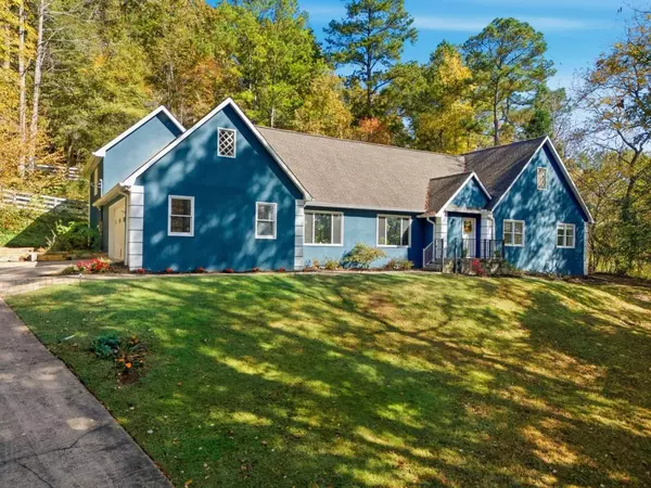 Canton, GA 30114,231 Breeze Hill LN