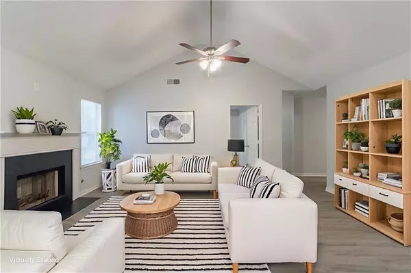 Lithonia, GA 30058,6593 Pole Creek DR