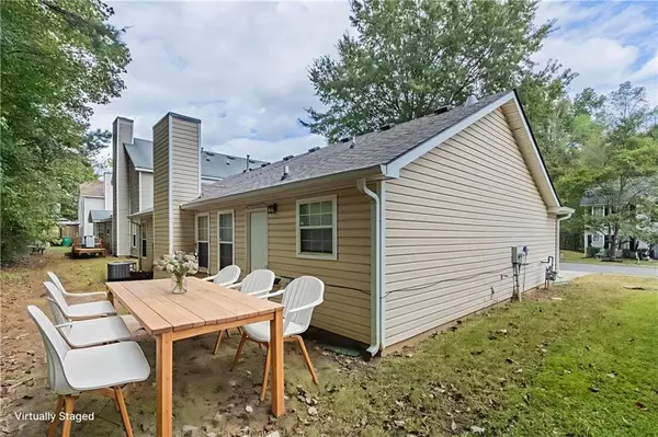 Lithonia, GA 30058,6593 Pole Creek DR