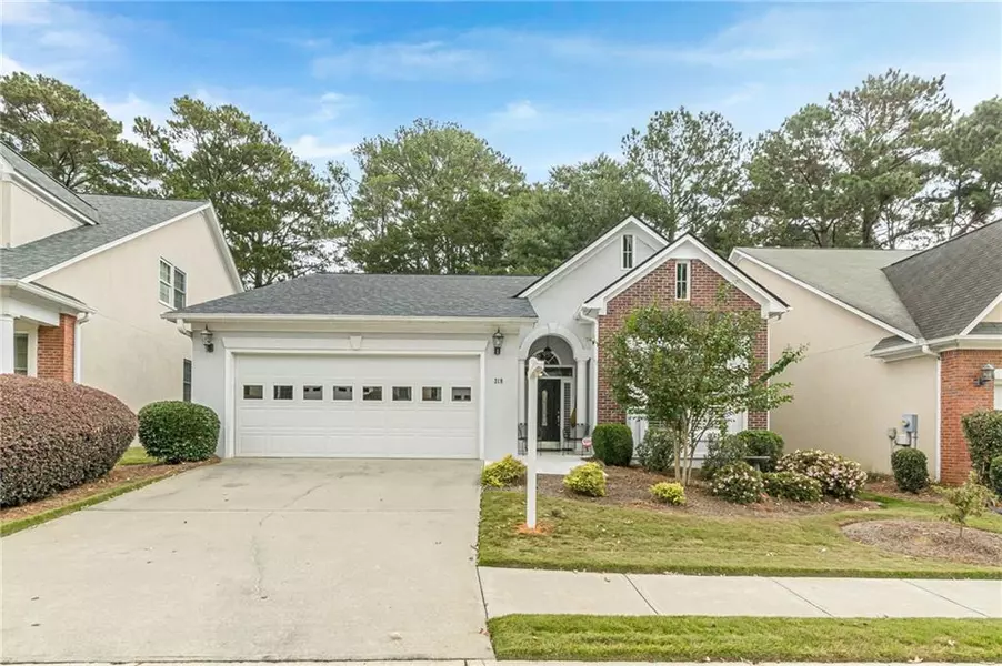 319 Lewisburg DR, Mcdonough, GA 30253