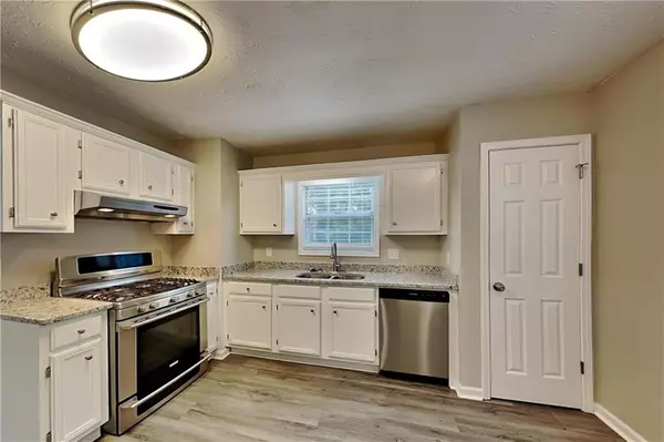 Marietta, GA 30066,2733 Ashbury Point LN