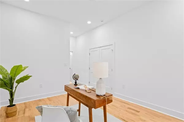 Atlanta, GA 30314,1416 Hawkins ST NW