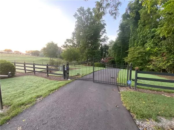 Dawsonville, GA 30534,611 Elliott RD