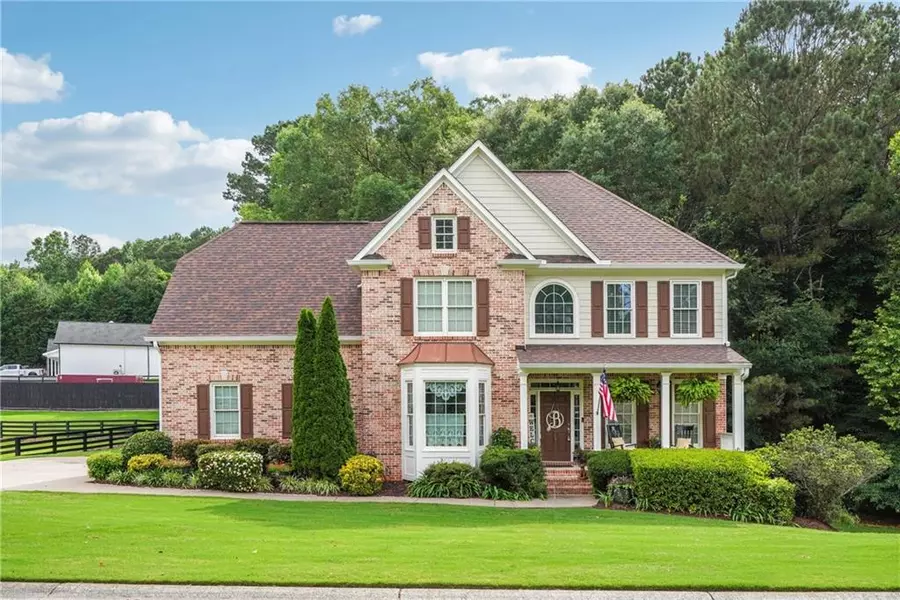 9005 Old Etowah DR, Ball Ground, GA 30107