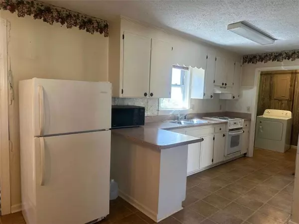Cornelia, GA 30531,421 Chase CIR