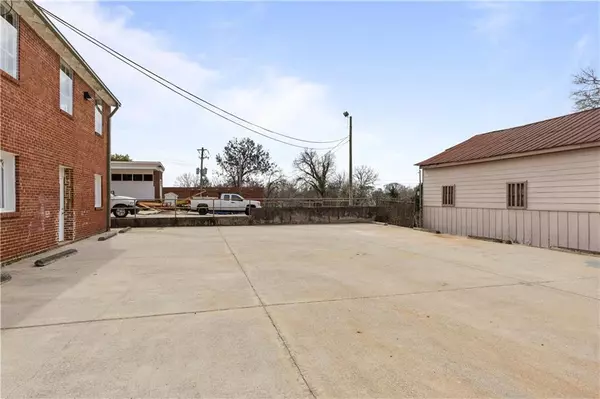 Buford, GA 30518,55 Scott ST
