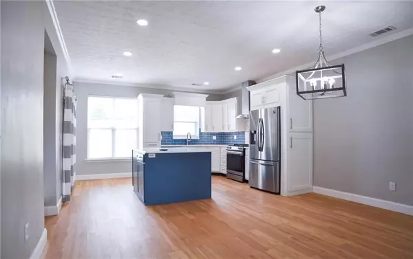 Flowery Branch, GA 30542,6616 Splashwater DR