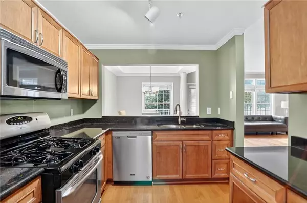 Atlanta, GA 30308,220 Renaissance Pkwy NE #2204