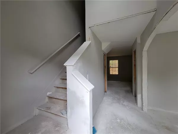 Fairburn, GA 30213,6808 Merrywood DR