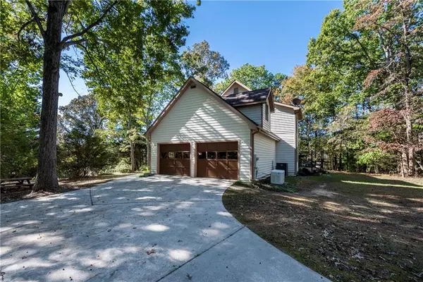 Dawsonville, GA 30534,70 Goldenrod Overlook