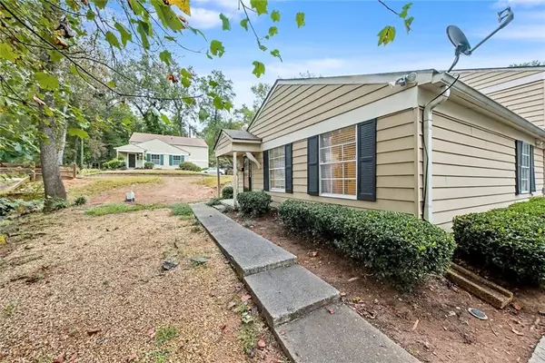Marietta, GA 30008,1300 Surrey LN SW