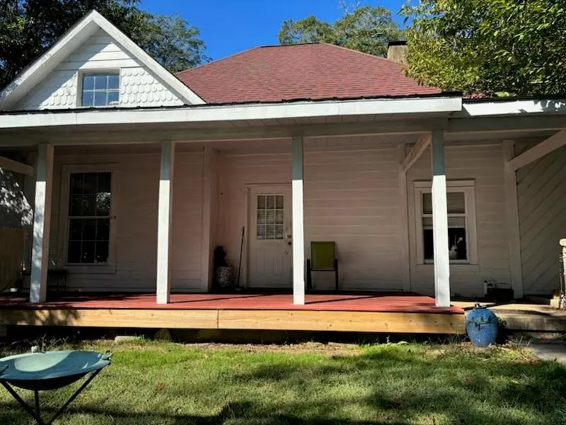 1090 Forest AVE, Stone Mountain, GA 30083