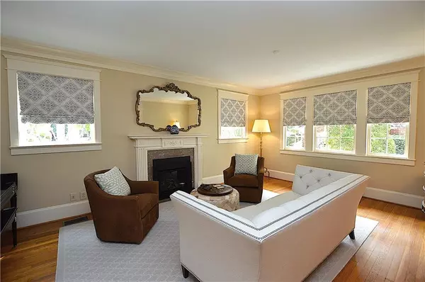 Atlanta, GA 30305,3098 Peachtree DR NE