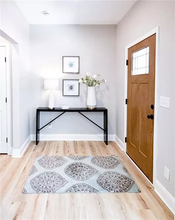 Monticello, GA 31064,235 Waxwing DR