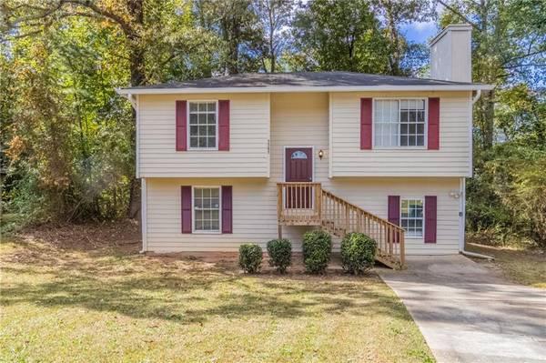 5585 Fairington PL, Lithonia, GA 30038