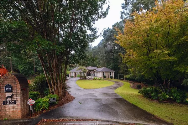 Suwanee, GA 30024,1552 Catherine CT