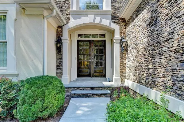 Alpharetta, GA 30022,140 Old Sandhurst LNDG