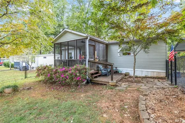 5535 Mount Shores CIR, Gainesville, GA 30506