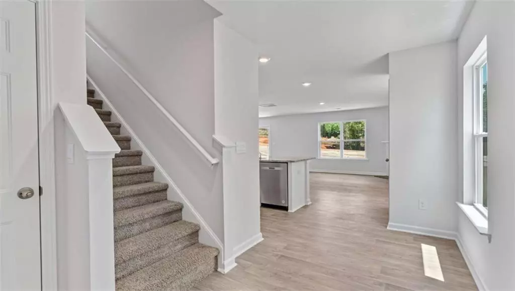 5451 Baybrook CIR, College Park, GA 30349