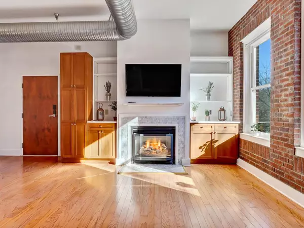 Atlanta, GA 30306,1158 Ponce de Leon AVE NE