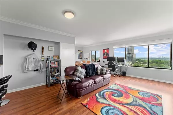 Atlanta, GA 30326,3481 Lakeside DR NE #2601