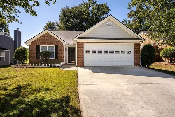 2493 Barndale DR, Lawrenceville, GA 30044