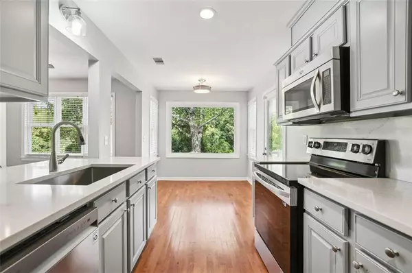 Atlanta, GA 30324,17 Saint Claire LN NE