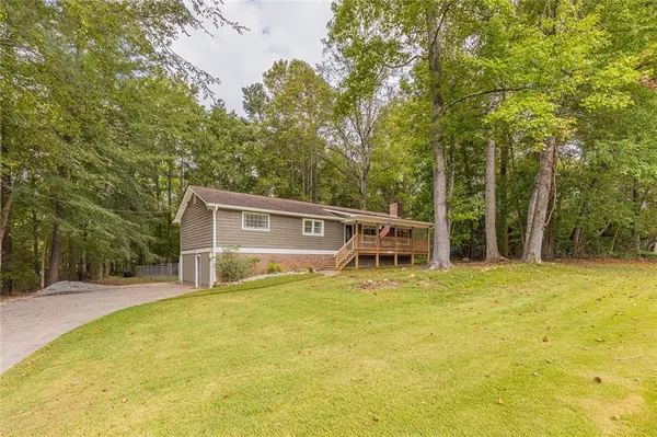 Acworth, GA 30102,6375 Caladium DR