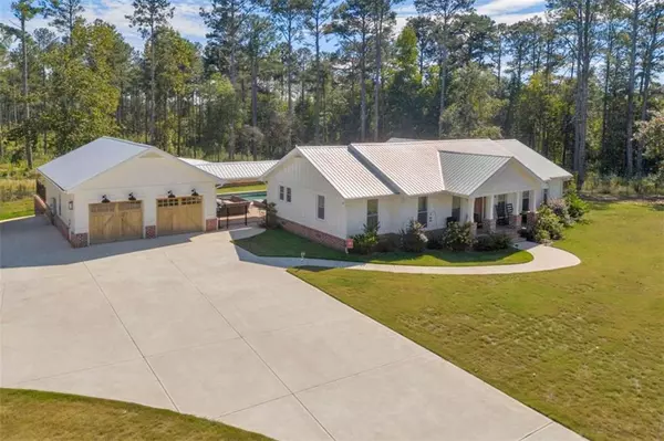 106 Social Circle Fairplay RD, Social Circle, GA 30025