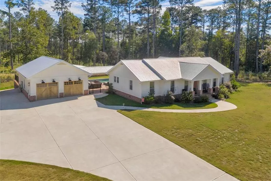 106 Social Circle Fairplay RD, Social Circle, GA 30025