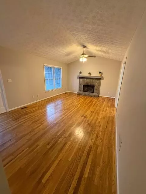 Dallas, GA 30132,30 Stephen CT
