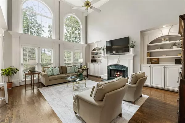 Alpharetta, GA 30005,1055 Creek Ridge Pointe
