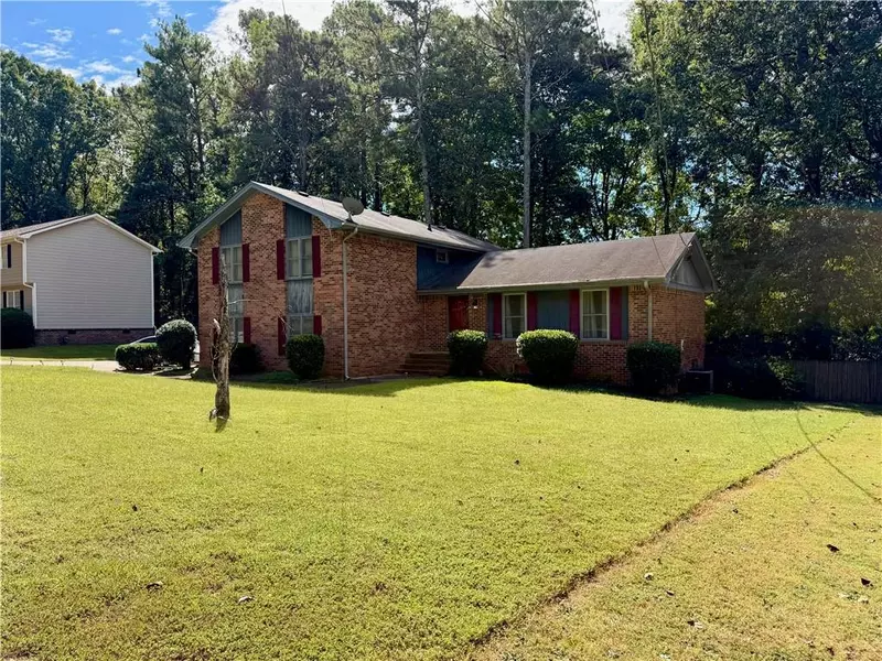 781 Sweet Briar TRL, Conyers, GA 30094