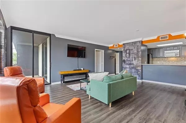 Atlanta, GA 30326,3481 Lakeside #901 DR NE