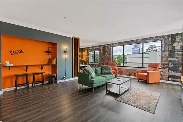 3481 Lakeside #901 DR NE, Atlanta, GA 30326