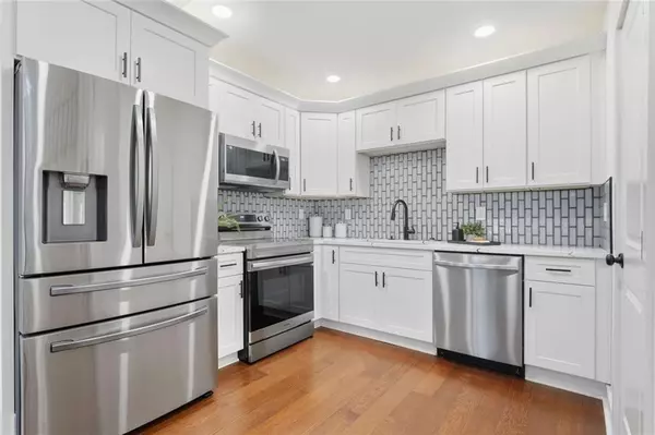 Atlanta, GA 30354,2822 Waters RD SW