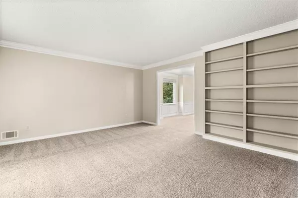 Snellville, GA 30078,1423 Summit Chase DR