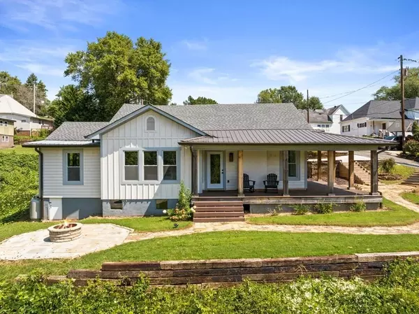 Other-tennessee, TN 37317,111 Highland ST