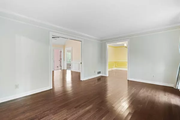 Roswell, GA 30075,11790 Highland Colony DR