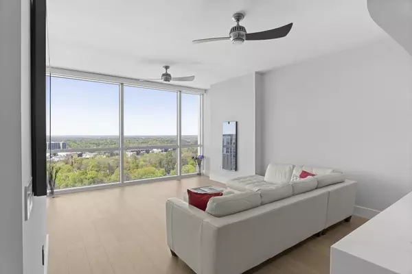 Atlanta, GA 30305,3325 Piedmont RD #2203
